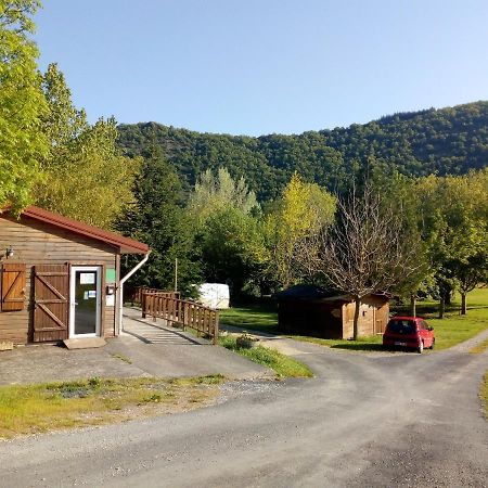 Camping Le Vialaret Nant Exterior photo