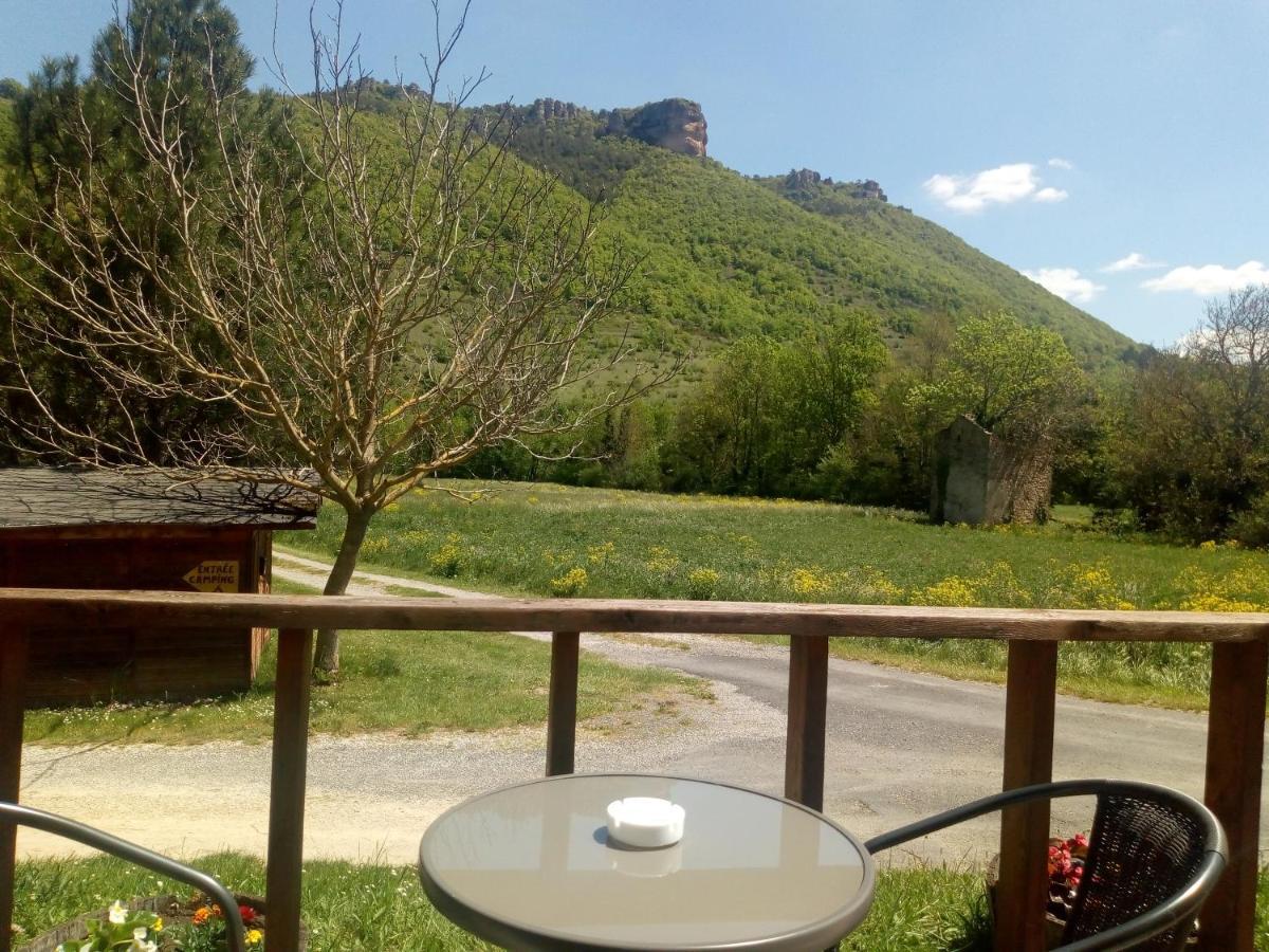 Camping Le Vialaret Nant Exterior photo